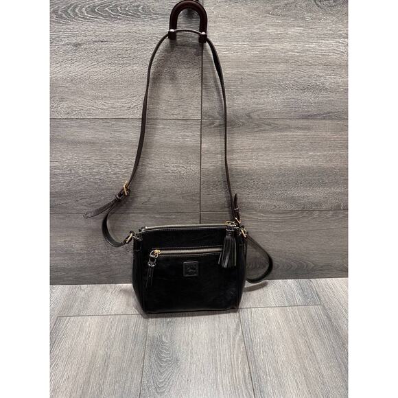 Dooney & Bourke Florentine Leather Binocular Crossbody Whipstitch bag B000545 - Picture 5 of 14